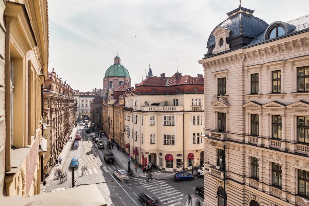 Charles Bridge - 3 Bedroom - Old Town Praha